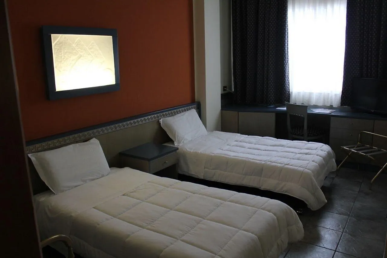 Ibis Styles Palermo President Otel