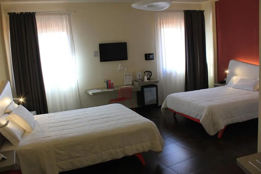 Ibis Styles Palermo President Otel