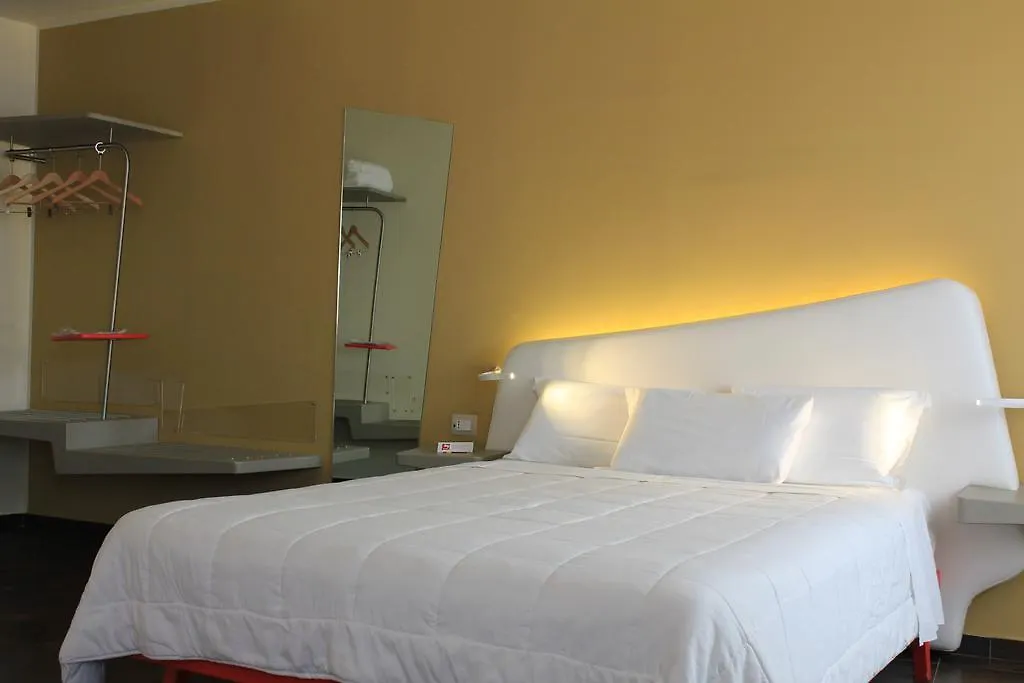 Ibis Styles Palermo President Hotel