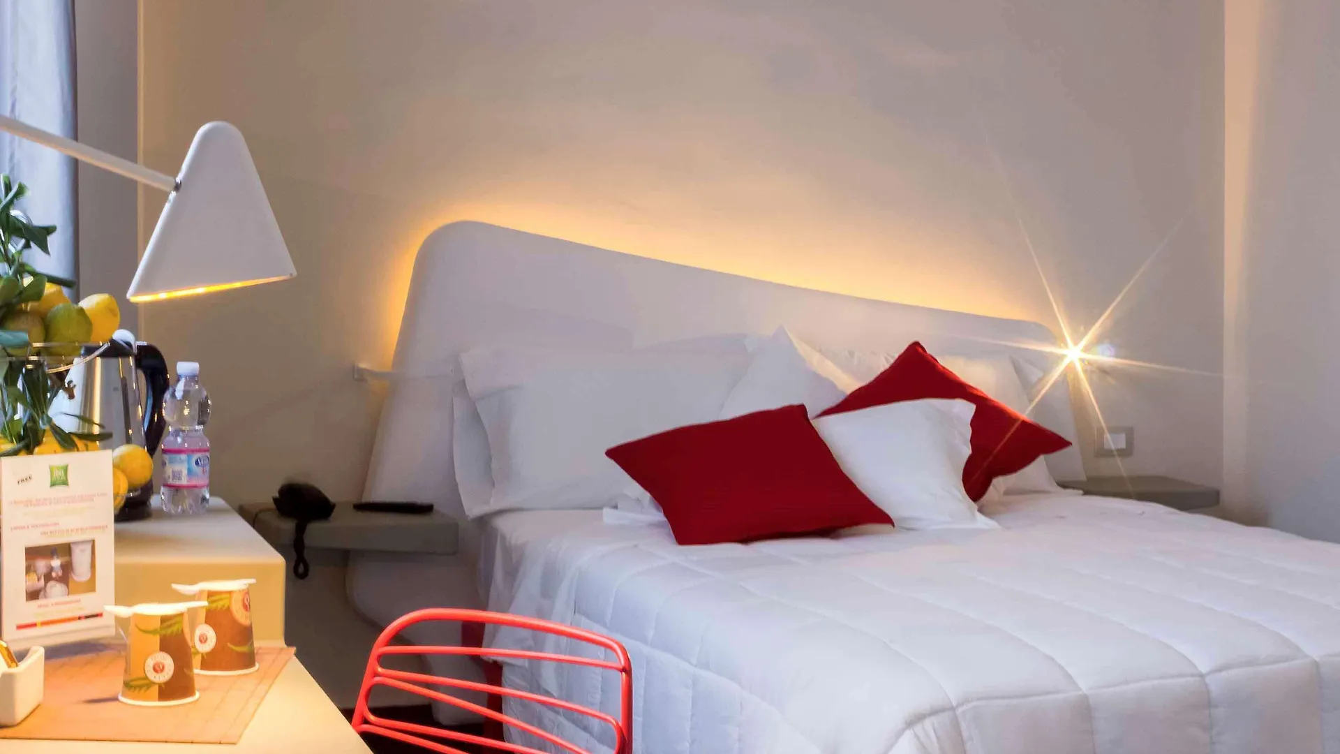 Hotel Ibis Styles Palermo President 4*,